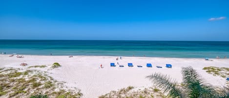 Aan het strand