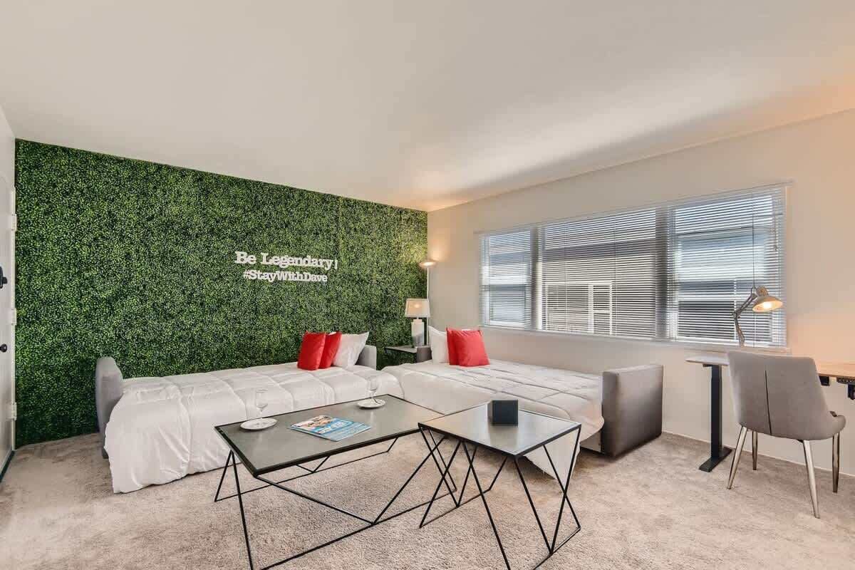 1 soverom, strykejern/-brett, wi-fi og sengetøy