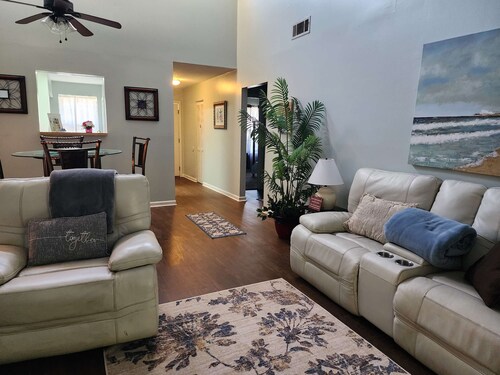 Nice 2 Bedroom Great for Contractors