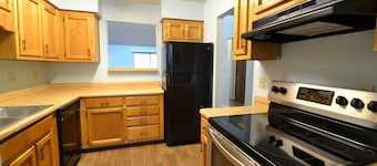 Nice 2 Bedroom Great for Contractors