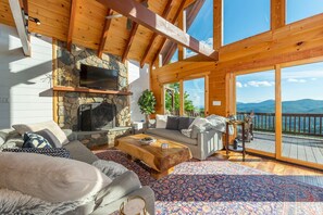 Smart TV, fireplace, DVD player, books