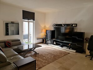 TV