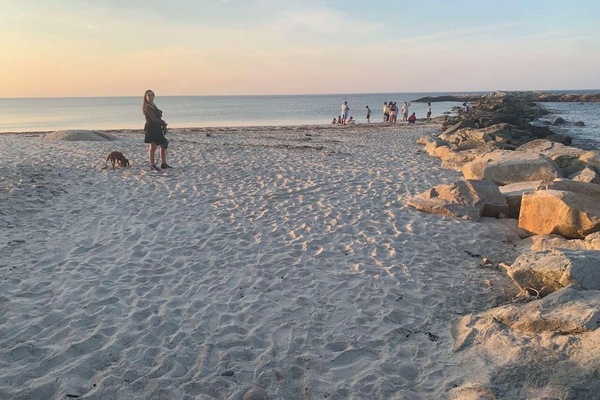 Beach nearby, beach towels