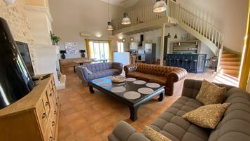 Televisie en een dvd-speler