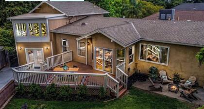 Cozy Pet friendly upper 1 bedroom apt w/yard, W/D in unit in old Roseville