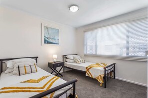 2 bedrooms, iron/ironing board, WiFi, bed sheets