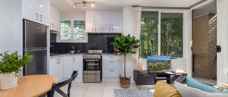 Fridge, microwave, oven, stovetop