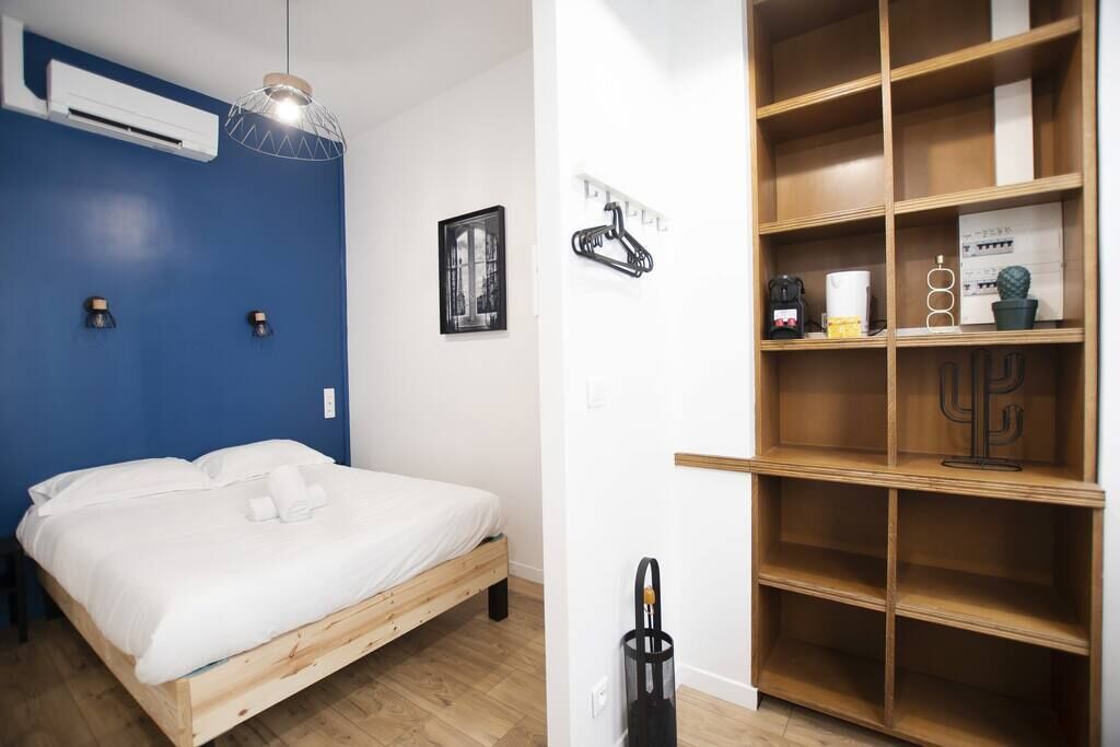 1 間睡房、書桌、熨斗/熨衫板、Wi-Fi