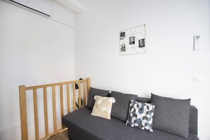 TV, offices - Superbe appartement pour 6 - Tour Eiffel (Paris)