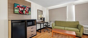 Red Roof Inn & Suites Houma