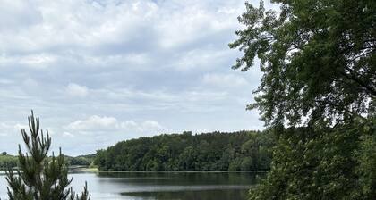 Private lake home less than 1 hour from the cities