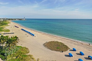 Sun-loungers, beach towels