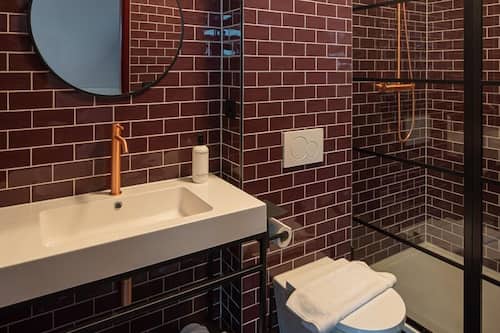 Deluxe-Doppelzimmer, Nichtraucher, Stadtblick | Badezimmer