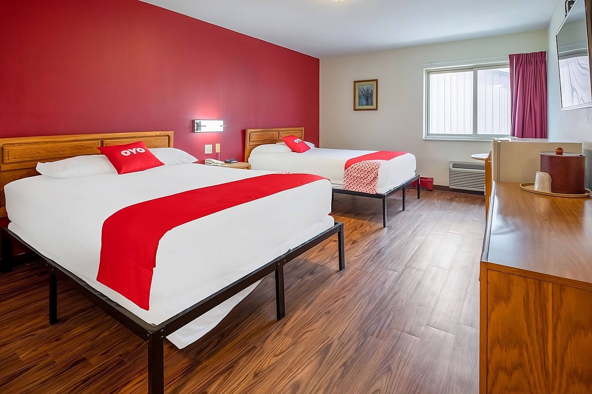 Everything To Make You Feel Just Like At Home! 3 Sleek Units, Free Parking