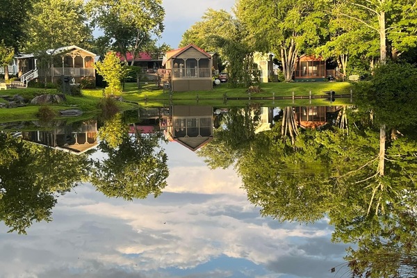 Pond inside the community, you can feed the fish, walk around, relax