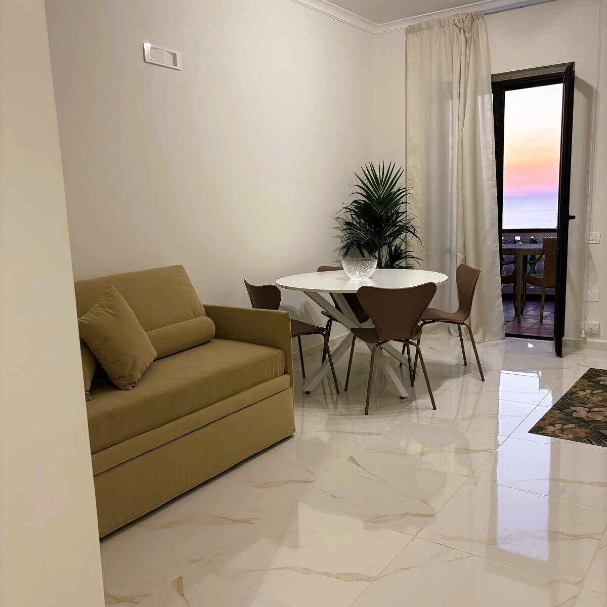 Deluxe-Apartment | Eigene Küche | Kochgeschirr/Geschirr/Besteck