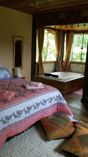 1 室のベッドルーム、WiFi (無料)、ベッドシーツ