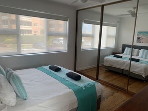 2 bedrooms, desk, iron/ironing board, free WiFi