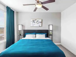 2 camere, una scrivania, ferro/asse da stiro, Wi-Fi gratuito