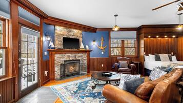 1 bedroom, pillow-top beds, individually decorated