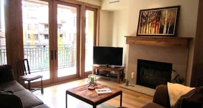 Elkhorn Springs Condo with Elkhorn Amenities