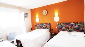 Chambre Quadruple Classique | Wi-Fi gratuit, draps fournis