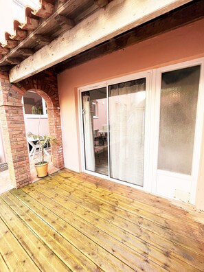 Classic Double Room - Hotel & Cantine De La Plage (Les Sables-d'Olonne)