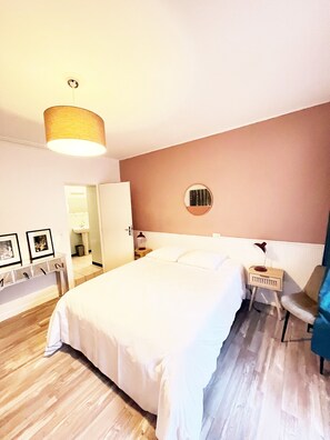 Classic Double Room - Hotel & Cantine De La Plage (Les Sables-d'Olonne)