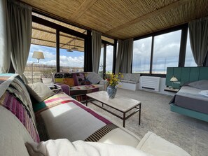 تلفزيون، كُتُب