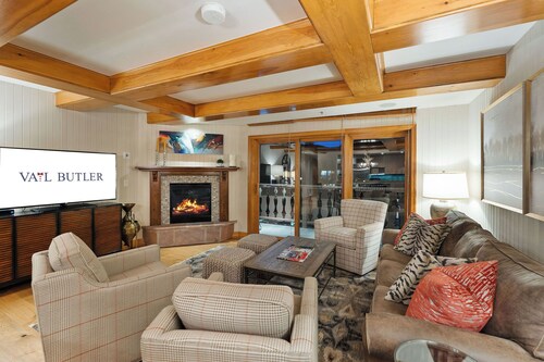 3BR - Ski In/Ski Out, Walk to Everything, Ski Locker!