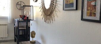 Studio 800 m from the beach and close to the beginnings