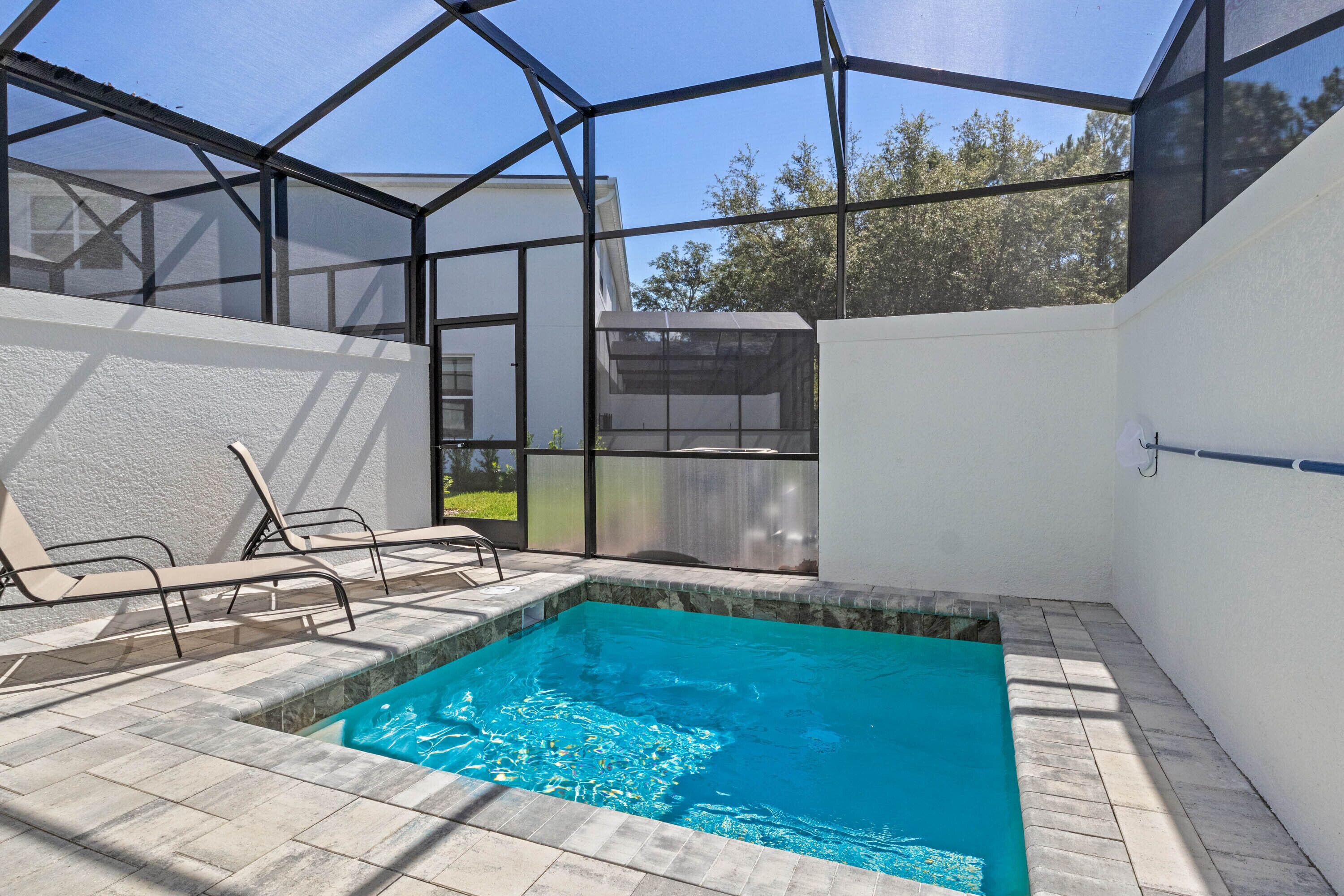NEW luxury villa near Disney for up to 6 guests