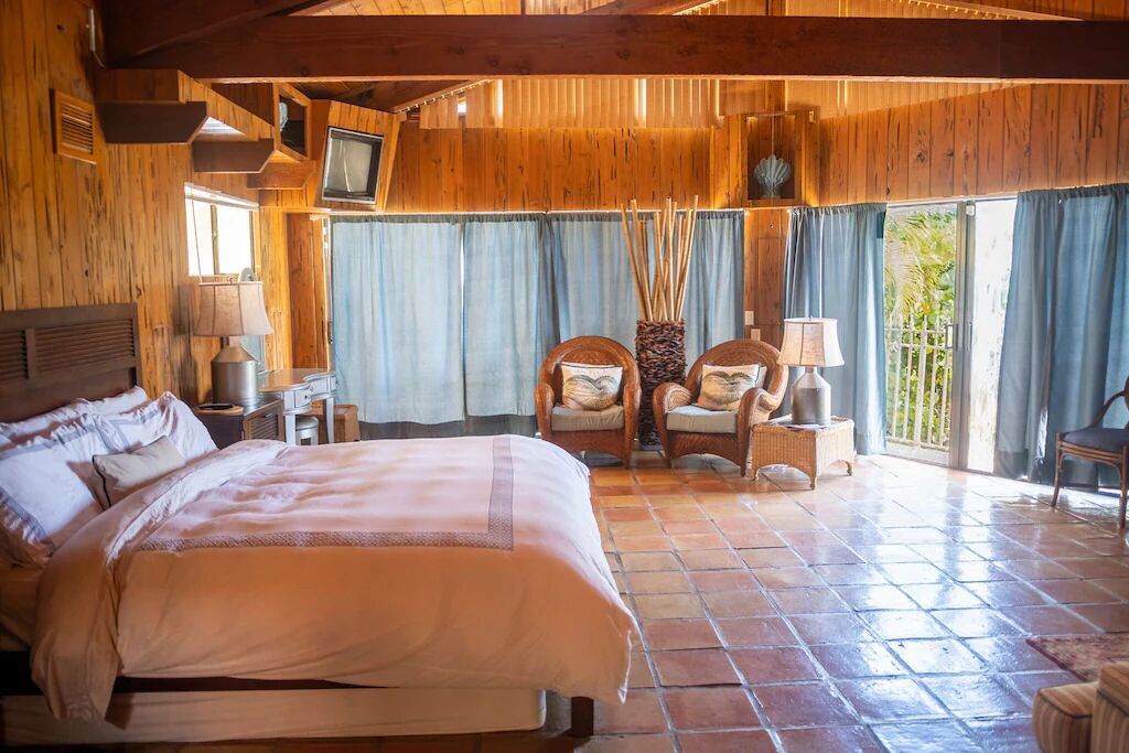 4 間睡房、可攜式嬰兒床、免費 Wi-Fi、床單