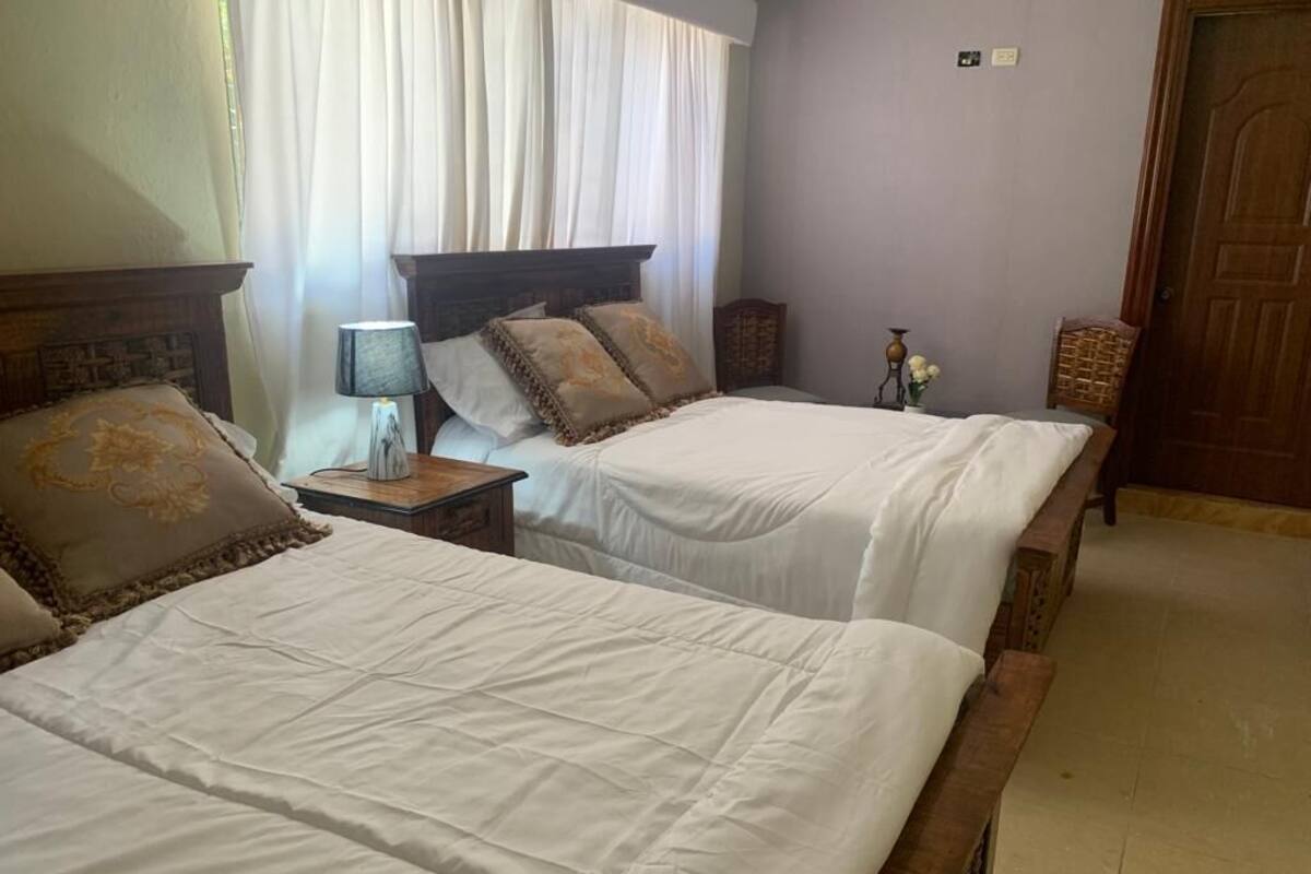 Doppia Standard uso singolo | Biancheria da letto di alta qualità, minibar, una cassaforte in camera