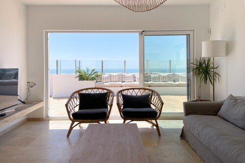 INFINITY Sunny Home free parking by Cadiz4Rentals