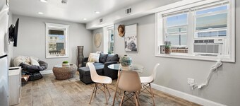 Seaside Suite • 30 Sec Walk to Beach & Boardwalk • Coastal Getaway