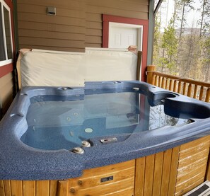 Baignoire à remous extérieure