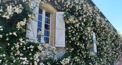 90m2 first floor appt in historic estate