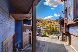 Studio (3 Bedrooms) | Exterior