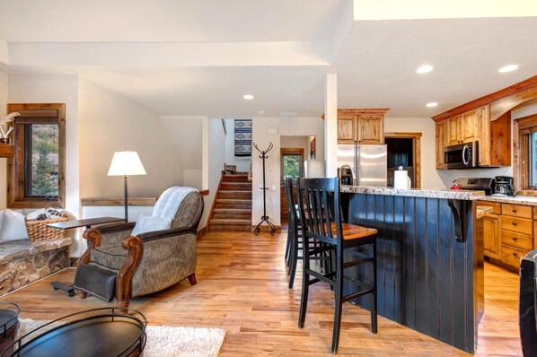 Studio (3 Bedrooms) | Private kitchen | Fridge, microwave, oven, coffee/tea maker - Beautiful Air 3 Bedrooms POA-504B by KBM (Park City)