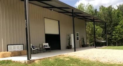 Relaxing two-bedroom, 2 acre ranch, getaway