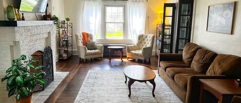 Smart-tv, böcker och datorskärmar