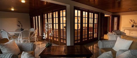 Comfort Villa | Living area | 40-inch plasma TV with cable channels