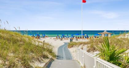 Golf Cart Included! Family Home · St. Andrews PCB