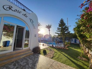 Exterior detail - Villa AU JARDIN D'AGHIR, private pool, not overlooked, 300 m from the beach (Midoun, Aghir, Ile de DJERBA)
