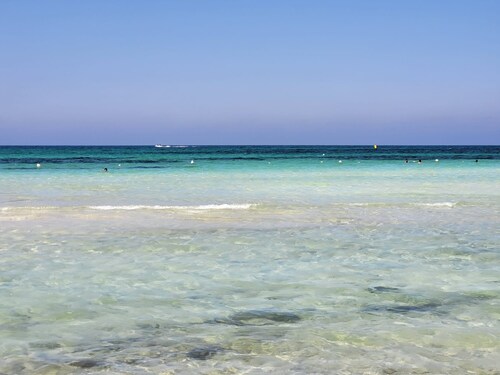 Villa AU JARDIN D'AGHIR, private pool, not overlooked, 300 m from the beach