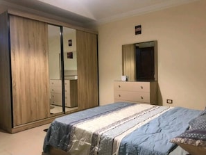 2 chambres, fer et planche à repasser, Wi-Fi, literie fournie