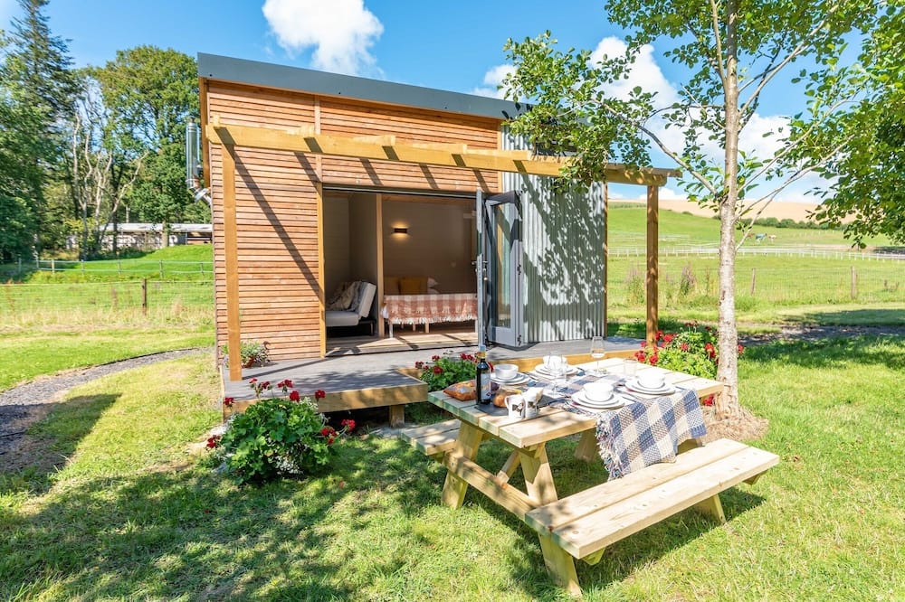 Sunset Cabins at The Oaks Woodland Retreat - Darracott