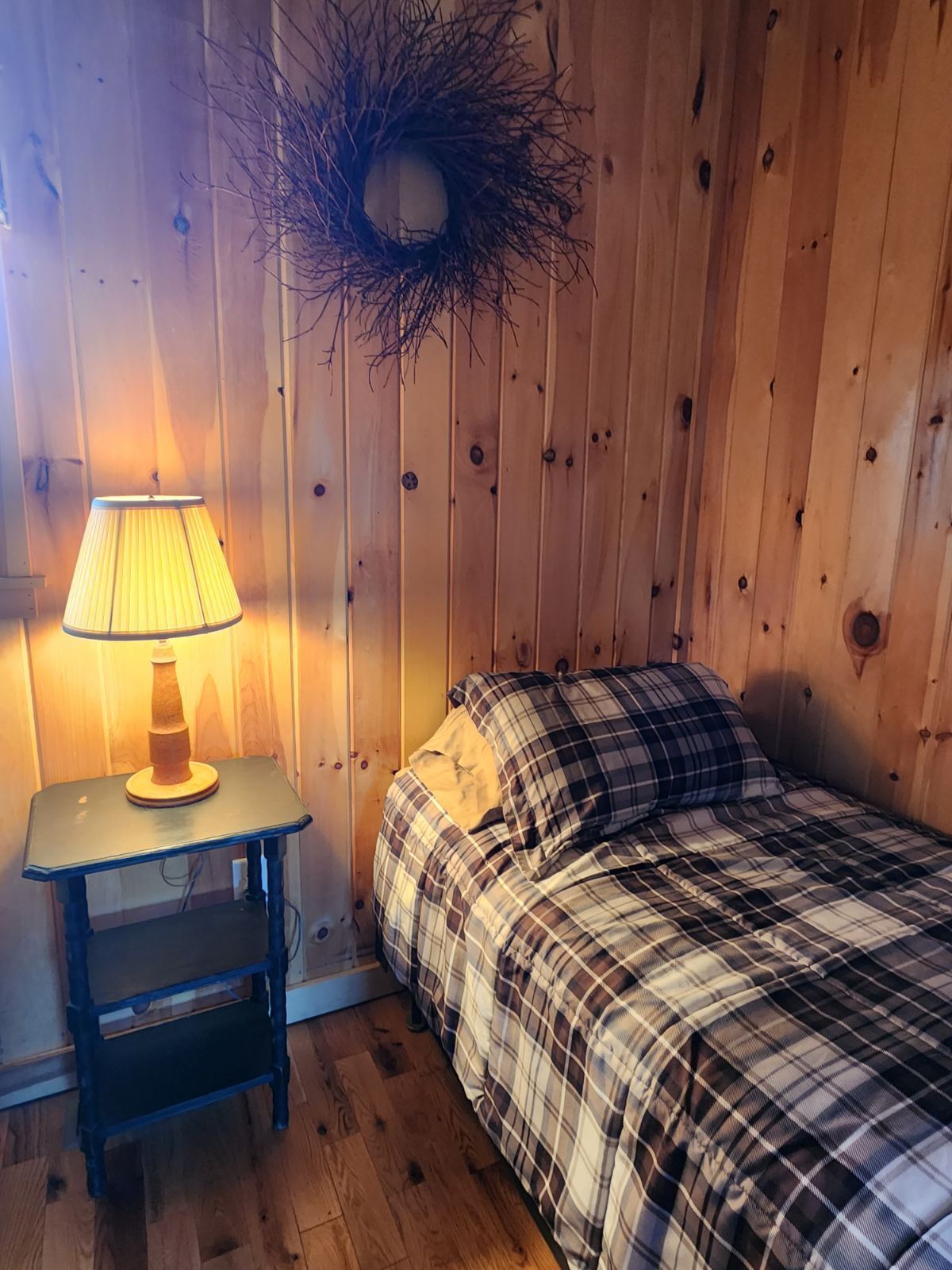 5 bedrooms, iron/ironing board, free WiFi, bed sheets