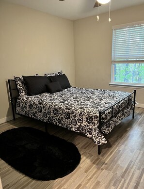 1 camera, una scrivania, ferro/asse da stiro, Wi-Fi gratuito